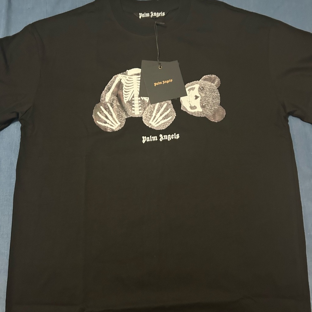 Palm angels black tee shirt with black skull teddy size M